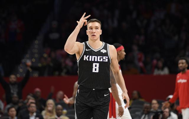 国外篮球比赛中崭露头角的新秀