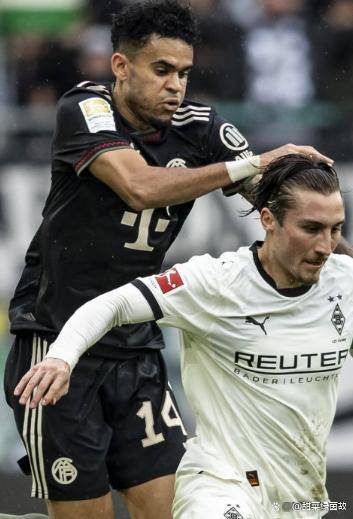 关于门兴格拉德巴赫角逐主帅挑战考验的信息