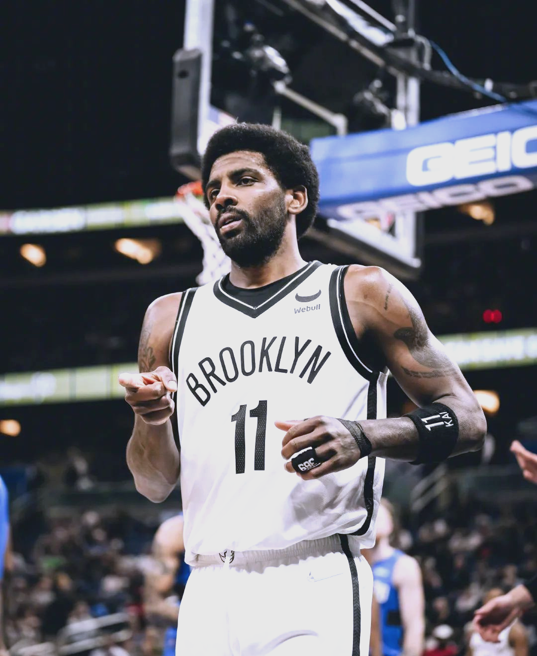 欧文为美国男篮贡献高效表现，助球队晋级半决赛的简单介绍