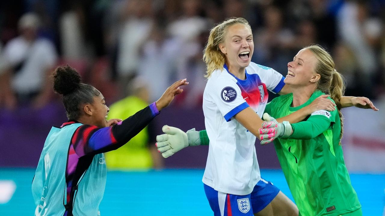 英格兰女足获得胜利晋级决赛 英格兰女足获得胜利晋级决赛