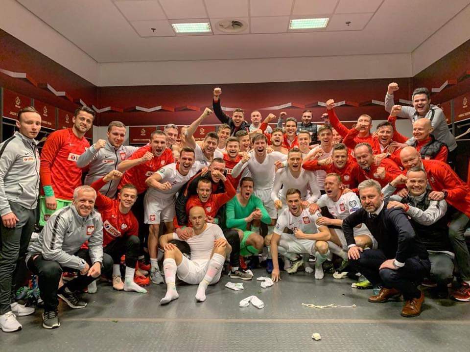 波兰队大胜以色列，晋级战略格局稳固