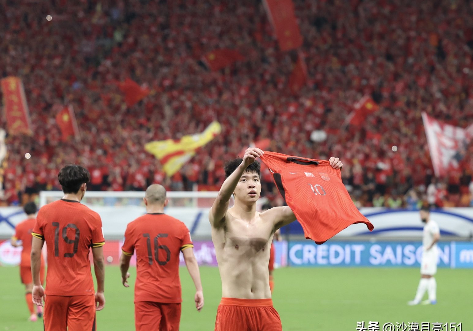 主教练战术大胆,助球队获得胜利的简单介绍 主教练战术大胆,助球队获得胜利的简单介绍