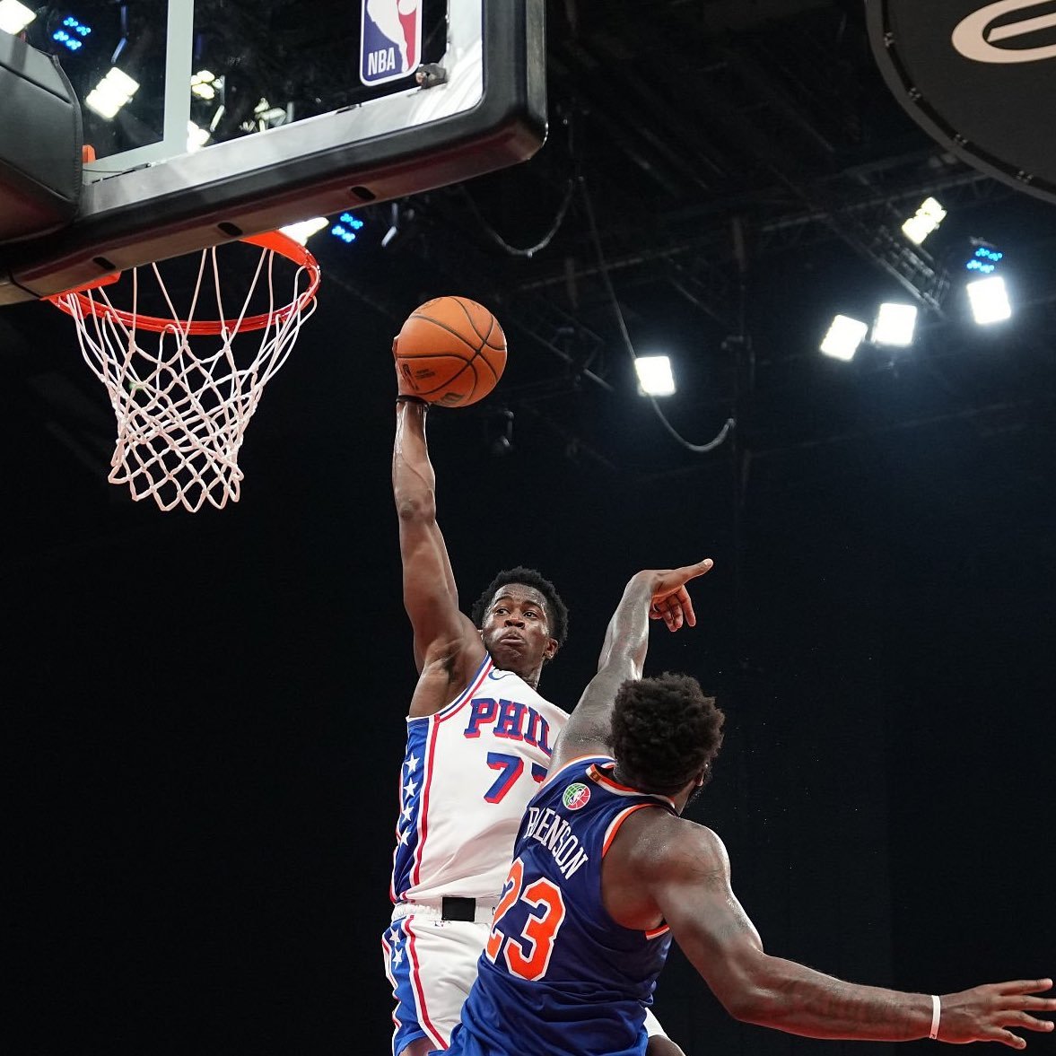 PG电子娱乐-江苏队完胜76人，莫兰特惊艳四座