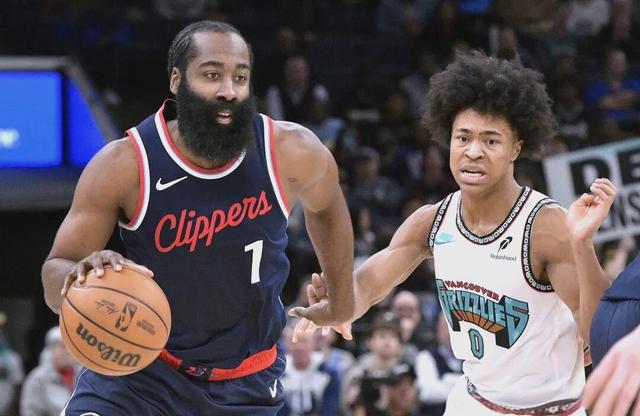 包含灰熊主场力克快船，康利表现超群的词条